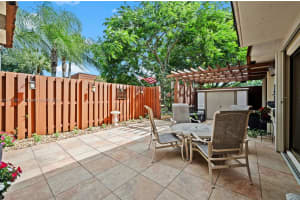 886 SW 120th Way, Davie, FL 33325, Sold 12/16/24