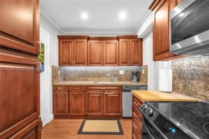 8335 SW 72nd Ave #312d, Miami, FL 33143, Sold 12/06/24
