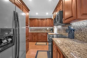 8335 SW 72nd Ave #312d, Miami, FL 33143, Sold 12/06/24