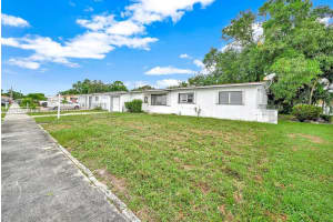 3781 NW 192nd St, Miami Gardens, FL 33055, Sold 12/23/24