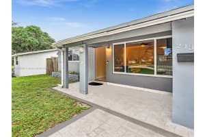 2430 Largo Dr, Miramar, FL 33023, Sold 01/10/25