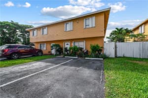 35 NE 12th Ave #35, Homestead, FL 33030, Sold 12/26/24