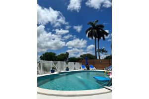10546 NW 51st St, Doral, FL 33178, Sold 01/03/25
