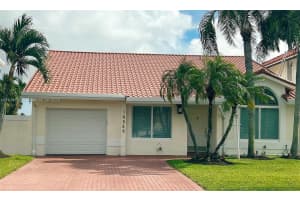 10546 NW 51st St, Doral, FL 33178, Sold 01/03/25