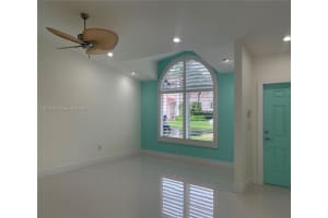 10546 NW 51st St, Doral, FL 33178, Sold 01/03/25