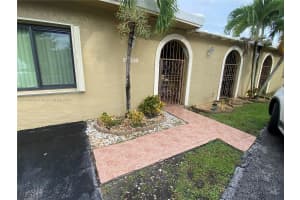 16615 SW 93rd Ct, Palmetto Bay, FL 33157, Sold 02/11/25