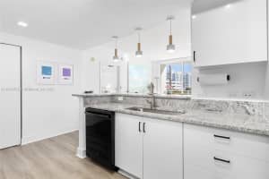 18800 NE 29th Ave APT 514, Aventura, FL 33180, Sold 04/09/25