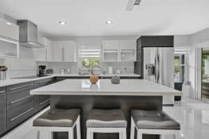 800 NW 91st Ave, Pembroke Pines, FL 33024, Sold 12/02/24