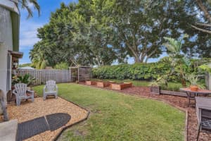 9221 Arborwood Cir, Davie, FL 33328, Sold 12/09/24
