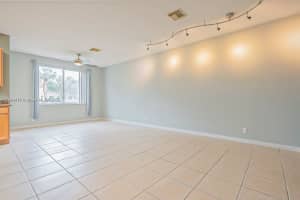 3057 N Evergreen Cir, Boynton Beach, FL 33426, Sold 12/03/24