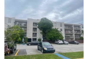 5755 W 20th Ave APT 212, Hialeah, FL 33012, Sold 12/27/24
