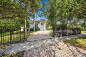 15280 SW 89th Ave, Palmetto Bay, FL 33157, Sold 06/30/25