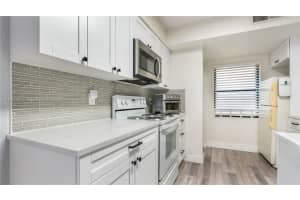 9999 Summerbreeze Dr APT 211, Sunrise, FL 33322, Sold 06/23/25