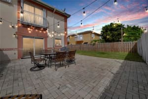3891 Sw 147th Ave 11, Miami