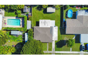 9520 Jamaica Dr, Cutler Bay, FL 33189, Sold 12/30/24
