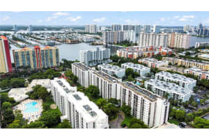 17021 N Bay Rd APT 814, Sunny Isles Beach, FL 33160, Sold 12/31/24