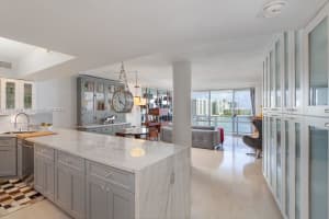 900 Bay Dr APT 710, Miami Beach, FL 33141, Sold 11/21/24