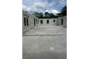 725 N Verda St, Clewiston, FL 33440, Sold 12/24/24