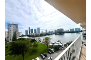 290 174th St APT 816, Sunny Isles Beach, FL 33160, Sold 03/17/25