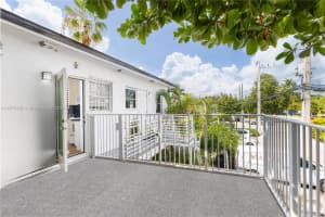 1053 Michigan Ave APT 8, Miami Beach, FL 33139, Sold 03/19/25