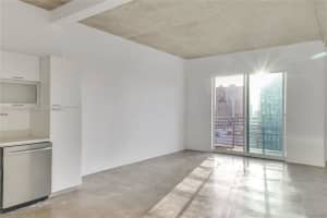 234 NE 3rd St APT 2205, Miami, FL 33132, Sold 04/11/25