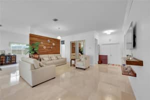 4050 Palmetto Trail, Weston, FL 33331, Sold 01/02/25