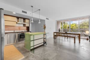 2155 Washington Ct 210, Miami Beach