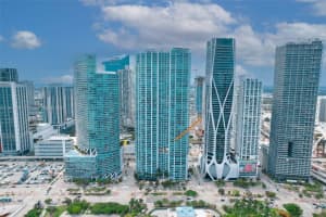 900 Biscayne Bay, 900 Biscayne Blvd APT 2304, Miami, FL 33132, Sold 12/05/24