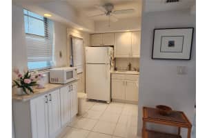 2861 Leonard Dr APT F612, Aventura, FL 33160, Sold 02/27/25