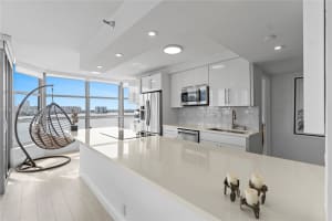 19101 NE 36th Pl #1112, Aventura, FL 33180, Sold 01/15/25