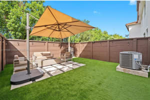 15800 NW 91st Ct, Miami Lakes, FL 33018, Sold 12/03/24
