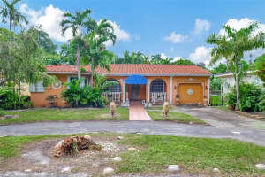 156 Nw 88th St, El Portal