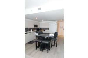 55 SW 9th St Apt 3810, Miami, FL 33130, - MLS#A11676180