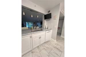 9525 Weldon Cir APT H208, Tamarac, FL 33321, Sold 12/30/24