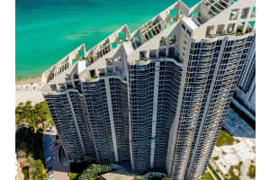 17555 Collins Ave APT 1704, Sunny Isles Beach, FL 33160, - MLS#A11676419