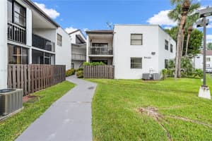 9421 Fontainebleau Blvd Apt 101-35, Miami, FL 33172, Sold 11/13/24