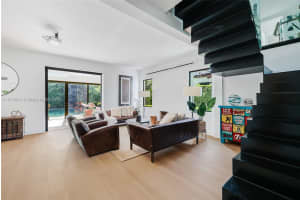 4353 Alton Rd, Miami Beach, FL 33140, Sold 06/17/25