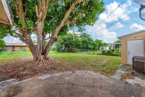 1643 NW 14th Ct, Fort Lauderdale, FL 33311, Sold 12/02/24