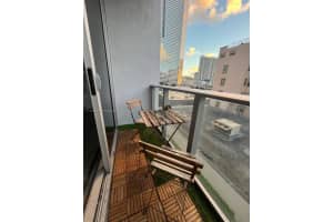151 SE 1st St Apt 410, Miami, FL 33131, Sold 04/11/25