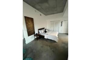 151 SE 1st St Apt 410, Miami, FL 33131, Sold 04/11/25