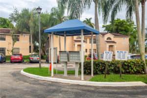 11896 NW 11th St, Pembroke Pines, FL 33026, Sold 12/09/24
