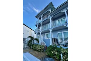 2415 NW 16th St Rd APT 101, Miami, FL 33125, Sold 04/04/25