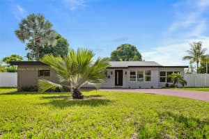 421 S 56th Terrace #421, Hollywood, FL 33023, Sold 04/15/25