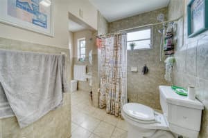 700 W 32nd St, Hialeah, FL 33012, Sold 01/06/25