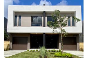 311 SW 10th St, Fort Lauderdale, FL 33315, Sold 04/15/25
