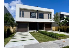 311 SW 10th St, Fort Lauderdale, FL 33315, Sold 04/15/25