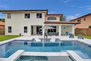 8040 NW 156th Terrace, Miami Lakes, FL 33016, Sold 01/10/25
