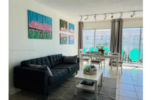 1732 Meridian Ave APT 701, Miami Beach, FL 33139, - MLS#A11676822
