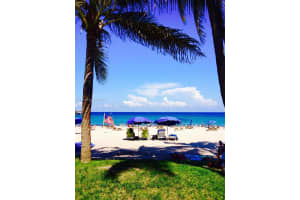 120 NE 20th Ave APT 10, Deerfield Beach, FL 33441, Sold 03/04/25
