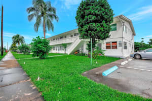 121 NE 204th St APT 9, Miami Gardens, FL 33179, - MLS#A11676880